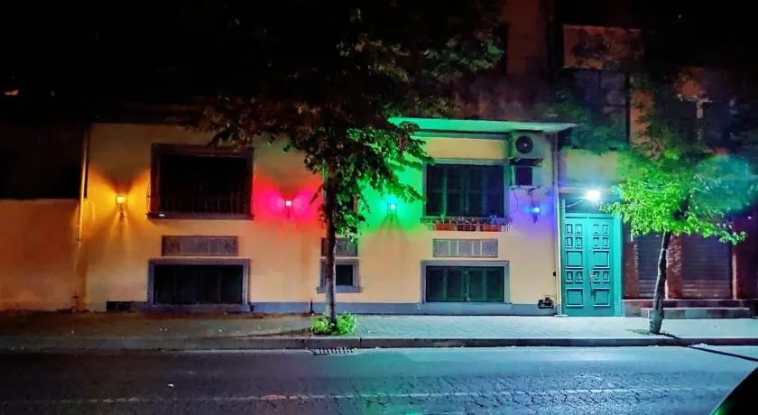 Tufina Hostel - Image 1