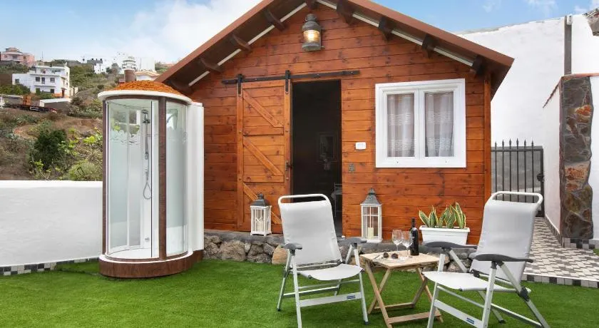Ferienhaus 'Los Diablitos 5' mit Bergblick, Gemeinschaftsterrasse und WLAN - Image 1