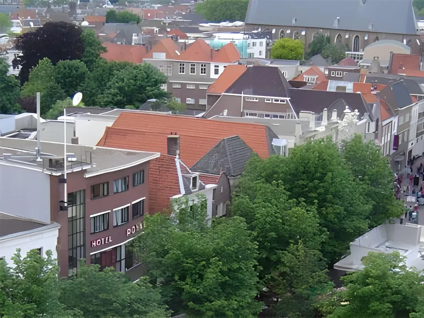 Royal - Image 1
