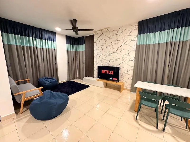 Casa Suria Homestay (Corner Lot + Full A/C + WiFi) - Image 1