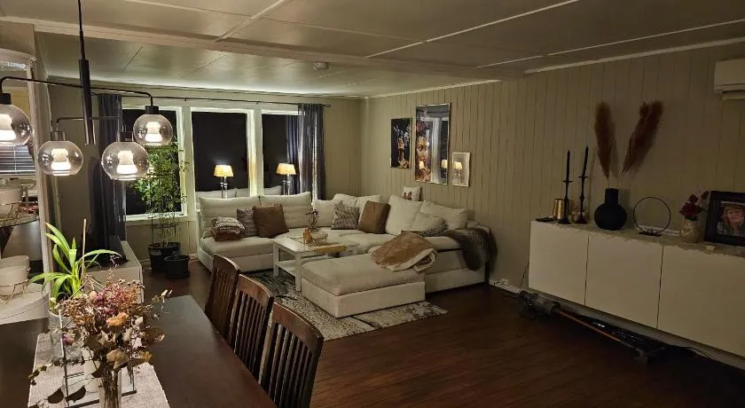 Idylliske Sigerfjorden - Image 1