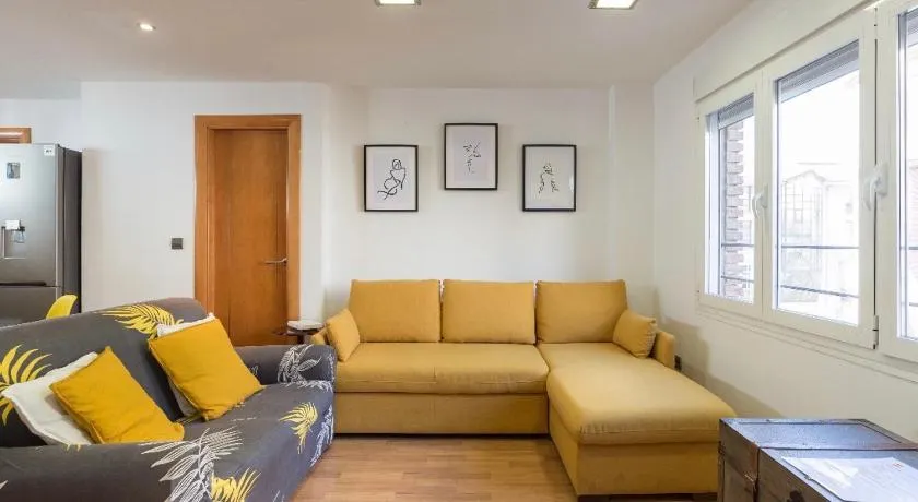 Ílios Soho Apartamentos - Image 1