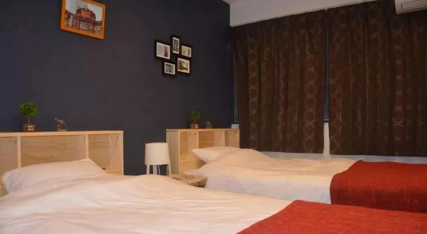 AN HOTEL - Image 1