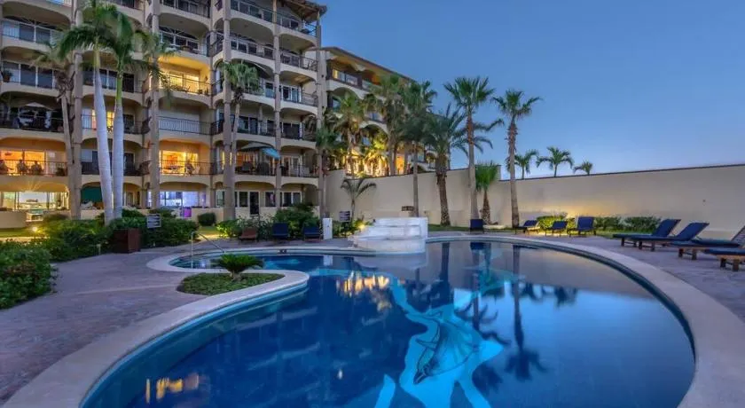 Sub- Penthouse Las Olas Surfers Paradise - Image 1