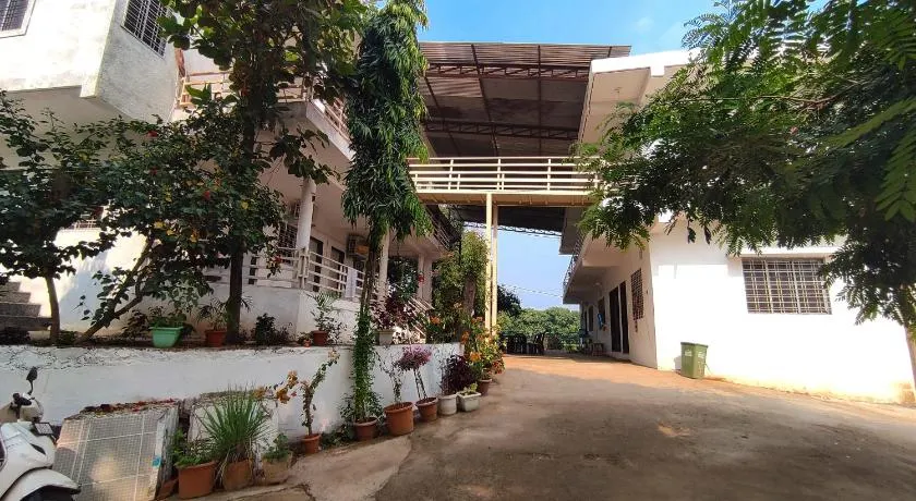 V J Farmstay - Image 1