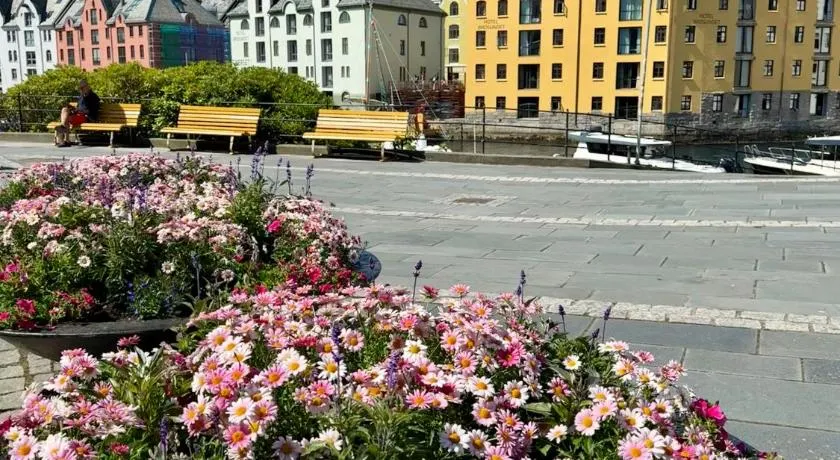 Apartment by the center of Ålesund - Image 1