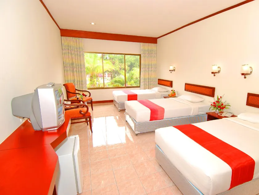 Phatad Valley Hotel - Image 1