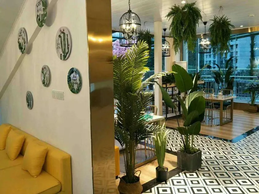 Chongqing Sanduo Garden Hotel (Wansheng Gymnasium) - Image 1