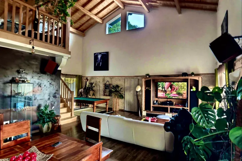 Atypical house in the Basque country 1015 travelers - Image 1