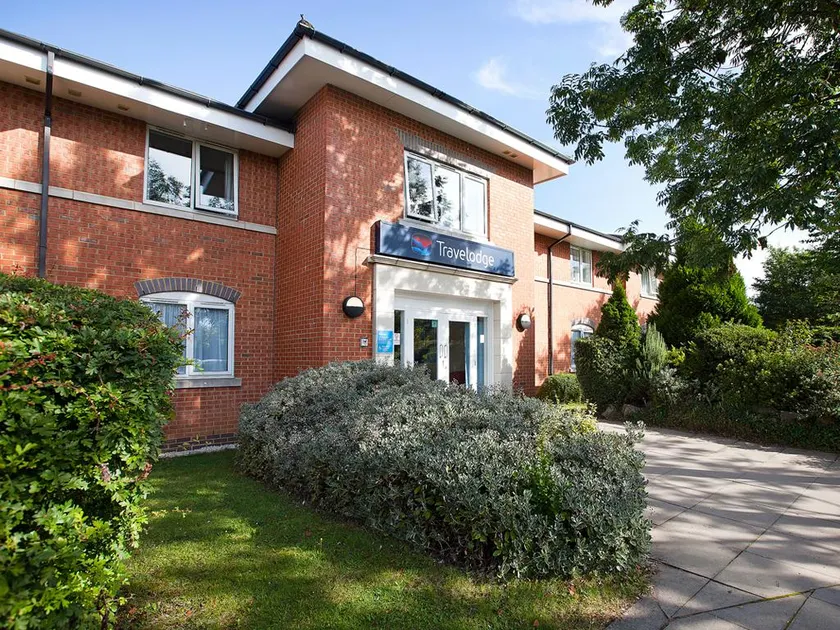 Travelodge Stonehouse - Image 1