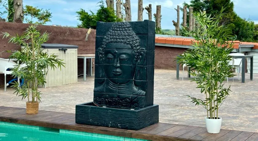 La Casa Del Buddha - Adults Only - Image 1