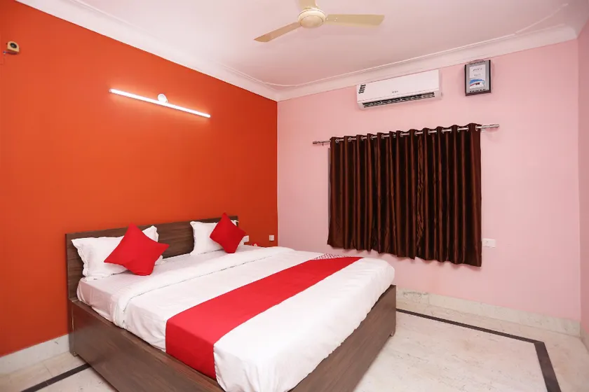 Hotel O Padma Resort - Image 1