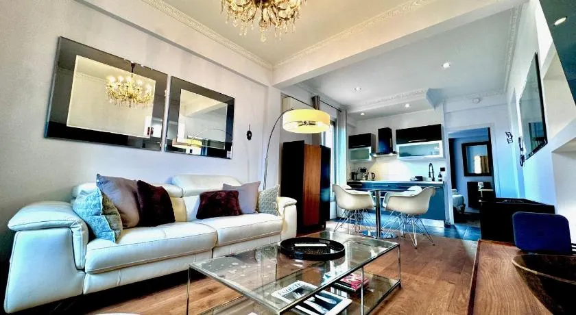 ApartHotel Riviera - LE PETIT BALCON DE L'OPERA - Old Town Promenade des Anglais - Image 1