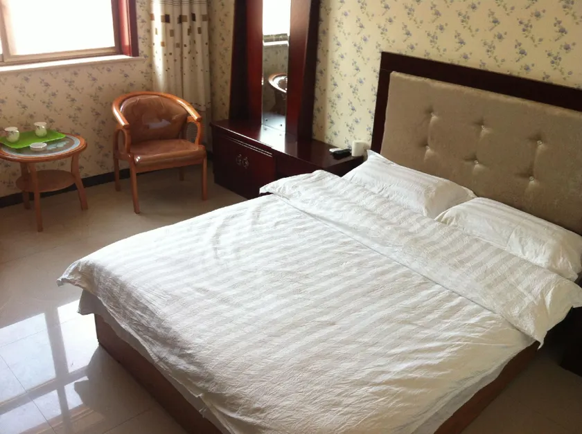 Xiangyun Hotel - Image 1