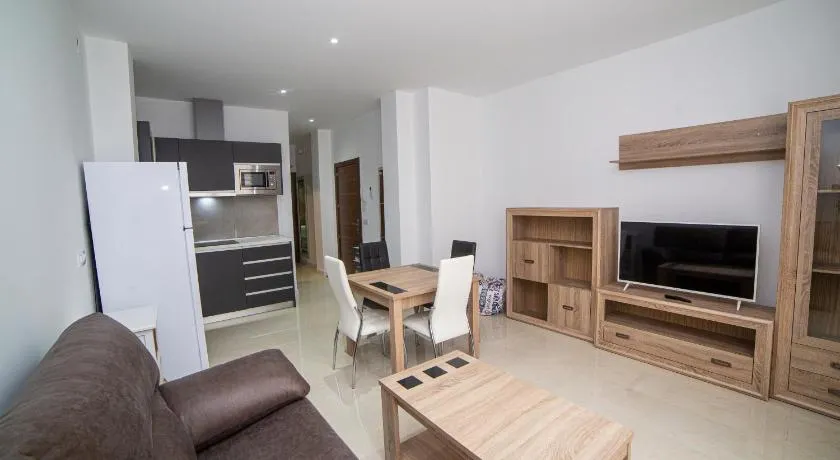 Apartamentos Turísticos Los Olivos - Image 1