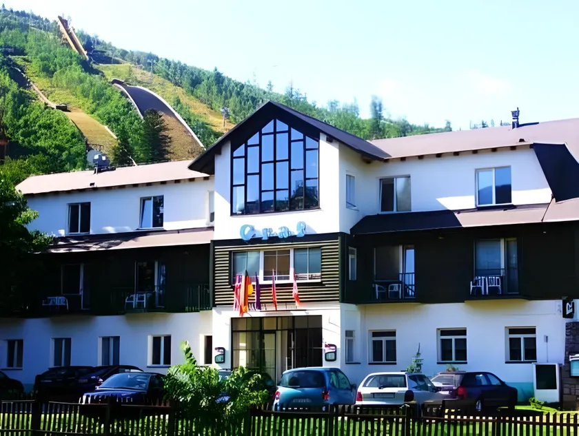 Hotel Harrachov Inn - Image 1
