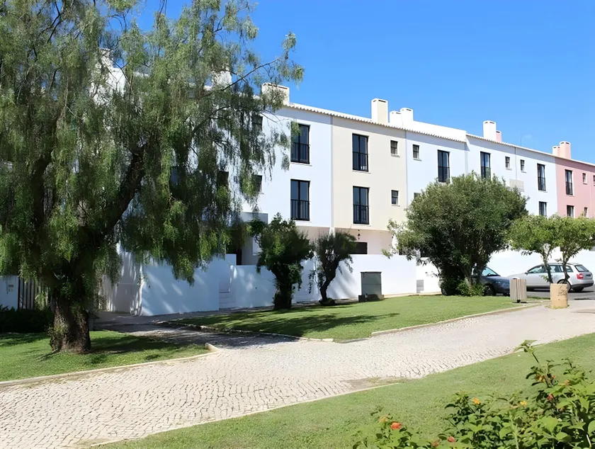 Apartamentos Mouraliz, Vilamoura - Image 1