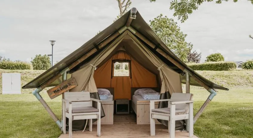 Safaritent Mini Lodge - Image 1