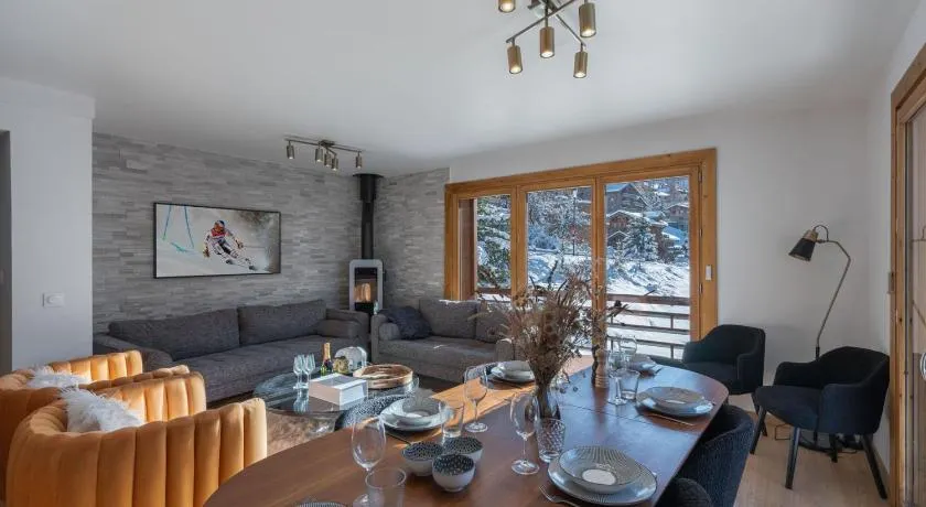 Chalet mitoyen 4 chambres à Courchevel Moriond - Image 1