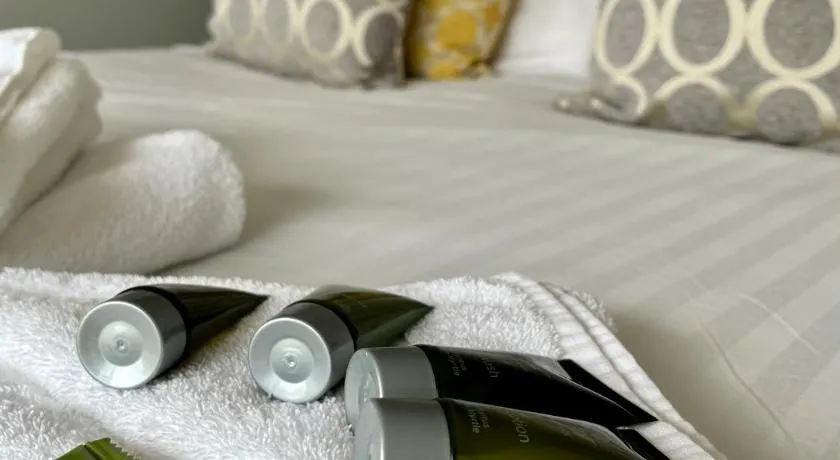 Whitsand Bay Tamar Bedroom - Image 1