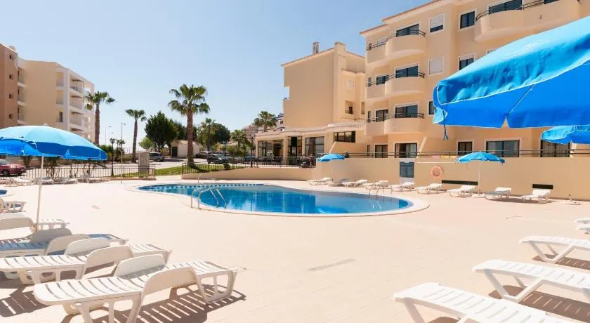 Plaza Real by Atlantichotels - Image 1
