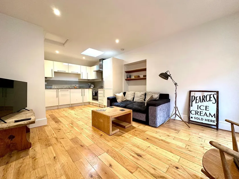 Flat 3 - Image 1