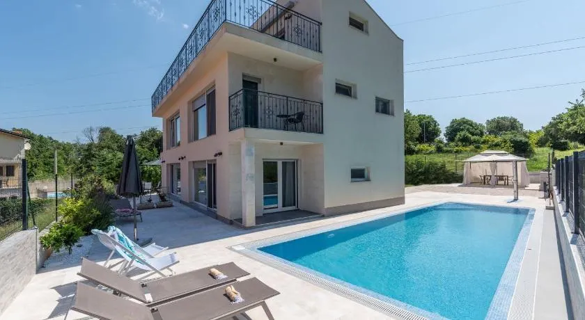 Villa Ventitre, Privatpool,Meersicht, nahe Porec- Strand NEU - Image 1
