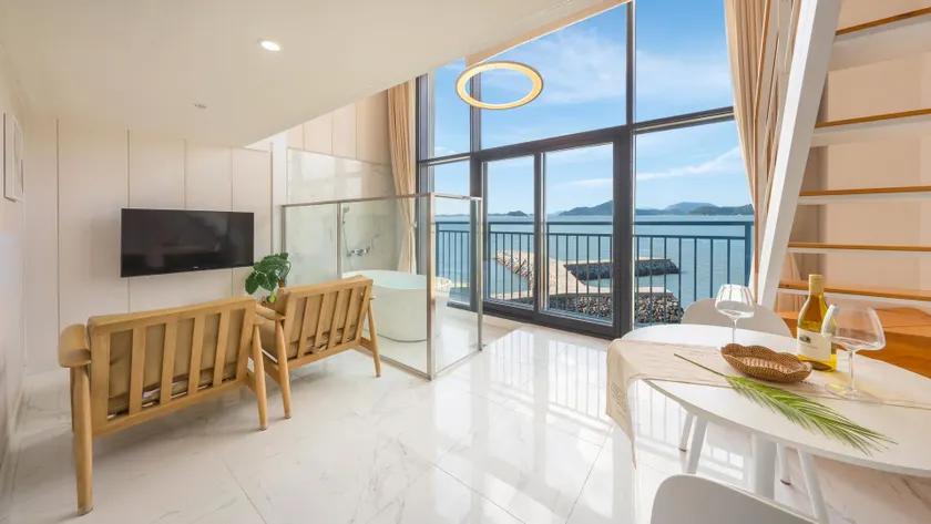 Yeosu Sorrr Spa Oceanview Pension - Image 1