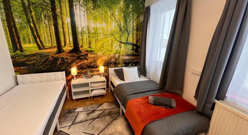 Mainpark Apartment 105qm groß, Aschaffenburg für bis zu 10 Personen - 4 separate Schlafzimmer - Mainaschaff - Grill - Terrasse - ruhige Lage - gratis Parken - free Netflix - Image 1