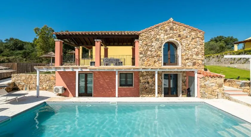 Villa entièrement équipée avec jacuzzi, jardin et terrasse | Parfaite pour le travail à distance - Image 1