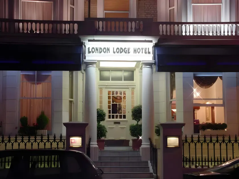 London Lodge Hotel - Image 1