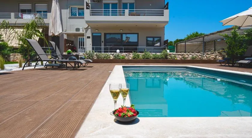 Galanidis Luxury Apartments - Image 1