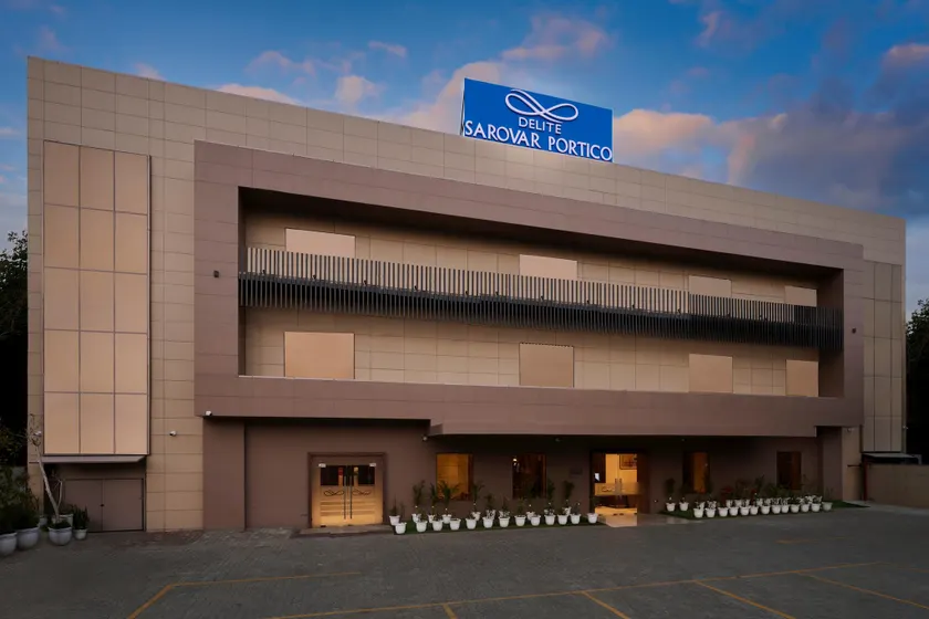 Delite Sarovar Portico Faridabad - Image 1