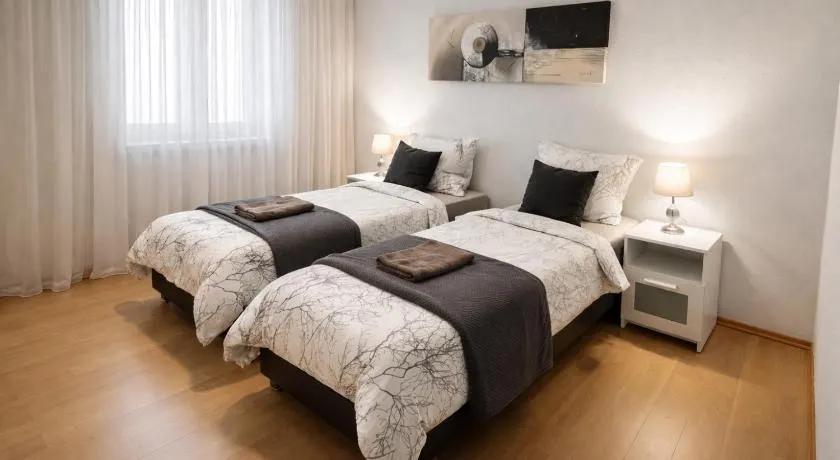 Comfort Apartment Netflix PS4 Parking - Image 1