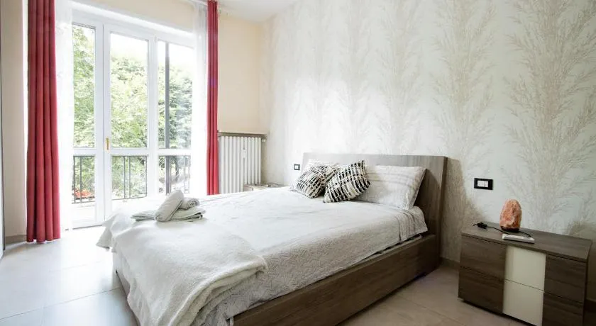 [Reni House]-Bright apartment+free park - Image 1