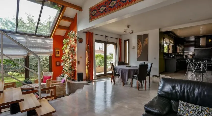 Blanche Bagnolet - CI - Calm house for 6 people - Image 1