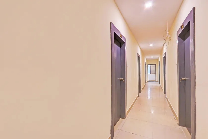 Hotel O Ragas Stay - Image 1