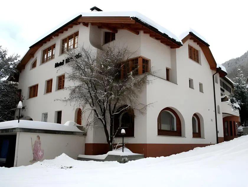 Hotel Helvetia - Image 1
