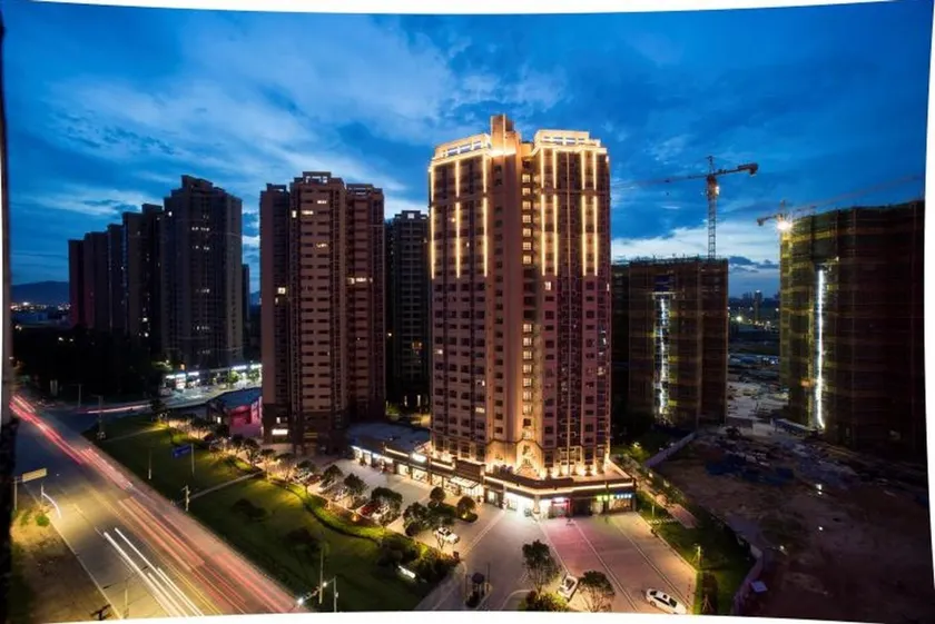 Apartment CIMC - Image 1