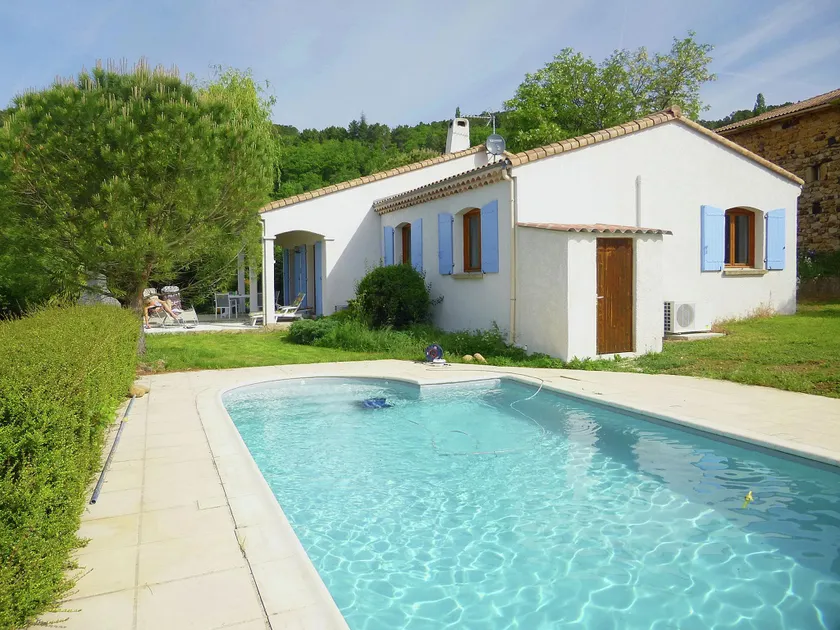 Ground-flour villa with airco, heated private swimming pool and beautiful view - Image 1