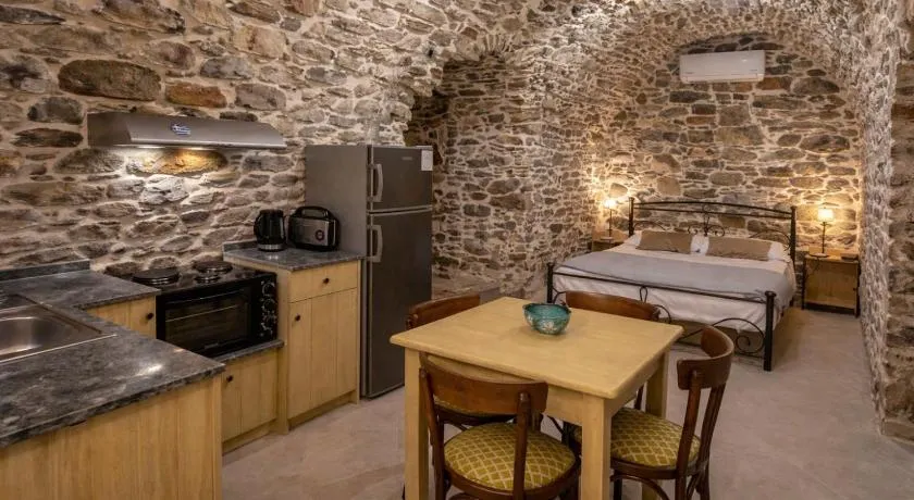Vlychos Olympi Lodges - Chios Cozy Getaways - Image 1