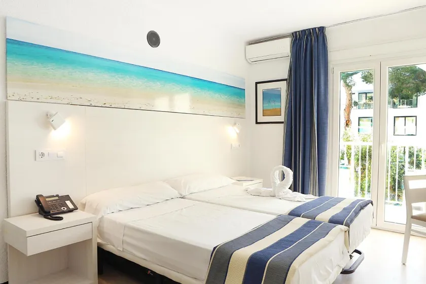 Hotel Cassandra - Image 1