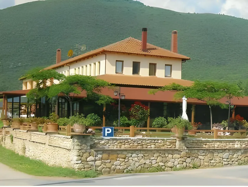 Hotel Kapsalis - Image 1
