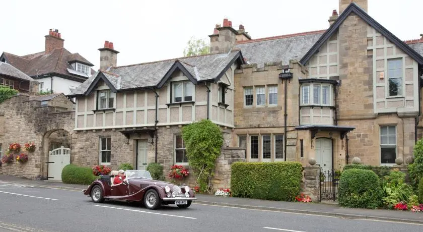 Bridge House Cottages - Image 1