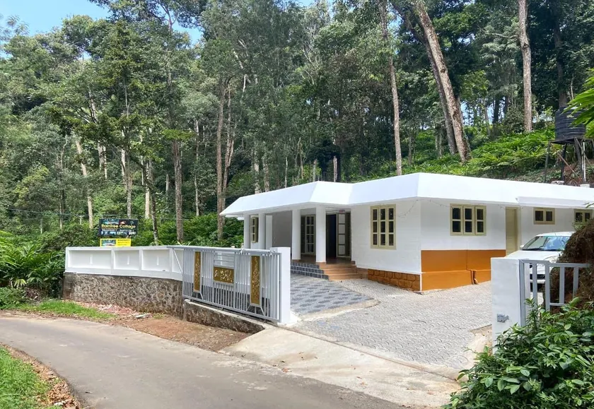 Raintree Cottage    ( 3 Bed Rooms Cottage ) - Image 1