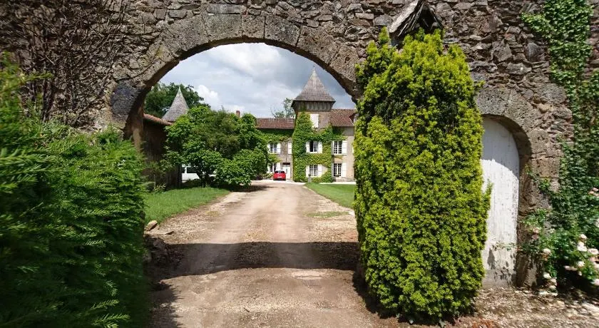 Pierre Deluen Domaine de la Grange de Quaire - Image 1