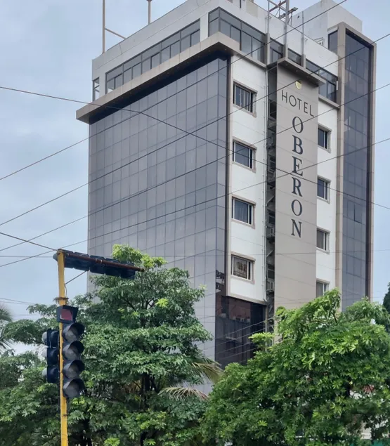 Hotel Oberon - Image 1