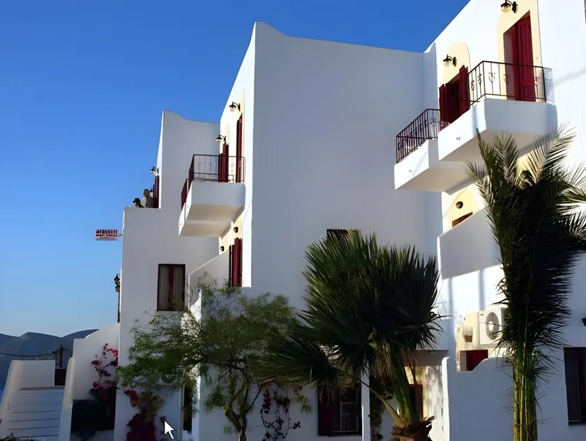 Afroditi Hotel and Hostel - Image 1