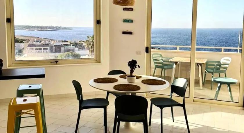 Poetica - Sea View Apartment - Image 1