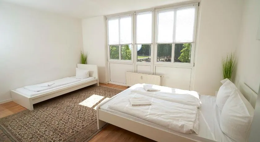BNB Potsdamer Platz Rooms & Apartments - Image 1